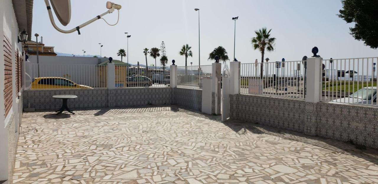 Ferienwohnung Casa 1ª Linea Paseo Maritimo Torre Del Mar Exterior foto